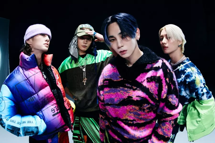 SHINee Conquers Global iTunes Charts with “HARD” Album Release