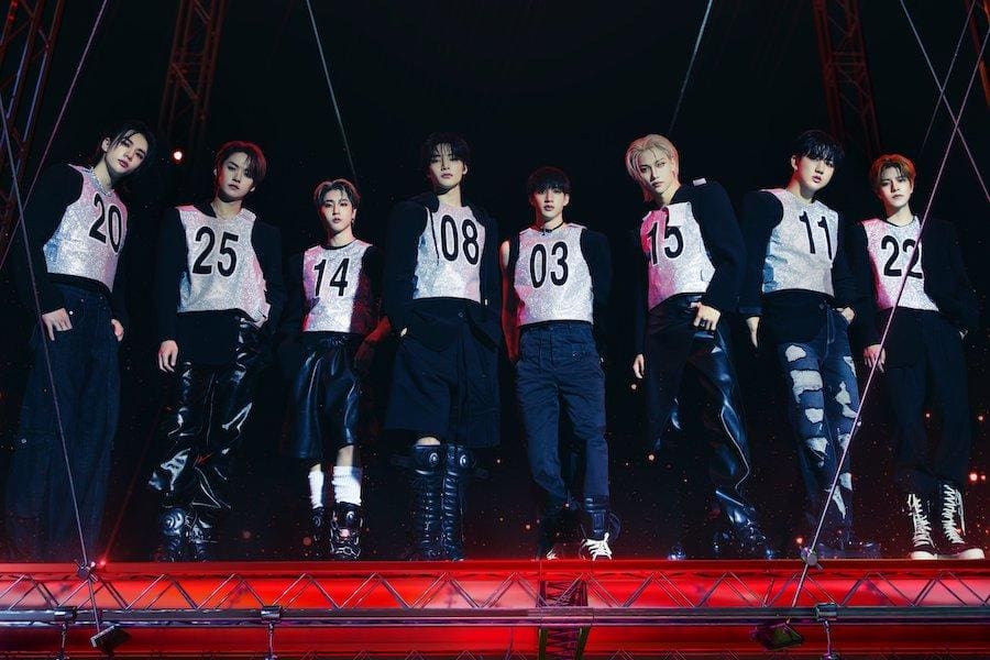 Stray Kids Ties EXO's Record On Billboard's Artist 100 For 4th  Longest-Charting K-Pop Act