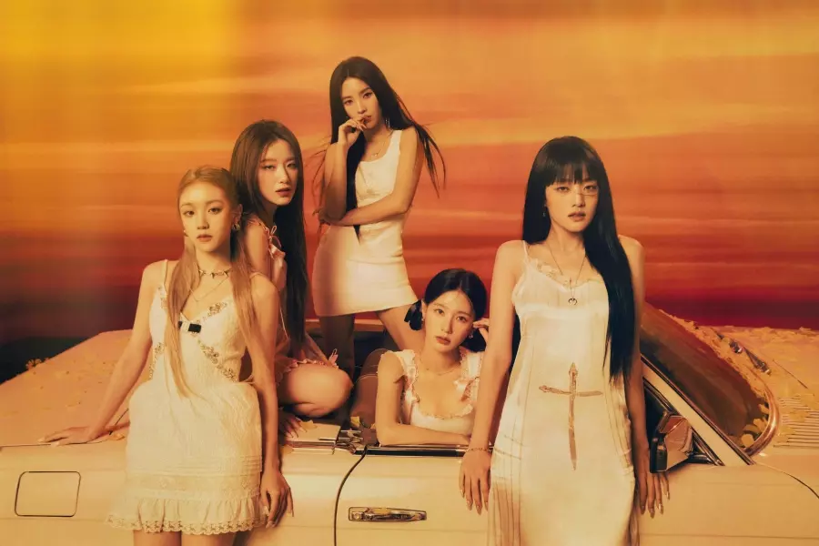 (G)I-DLE's "HEAT" Makes a Splash on Billboard Charts