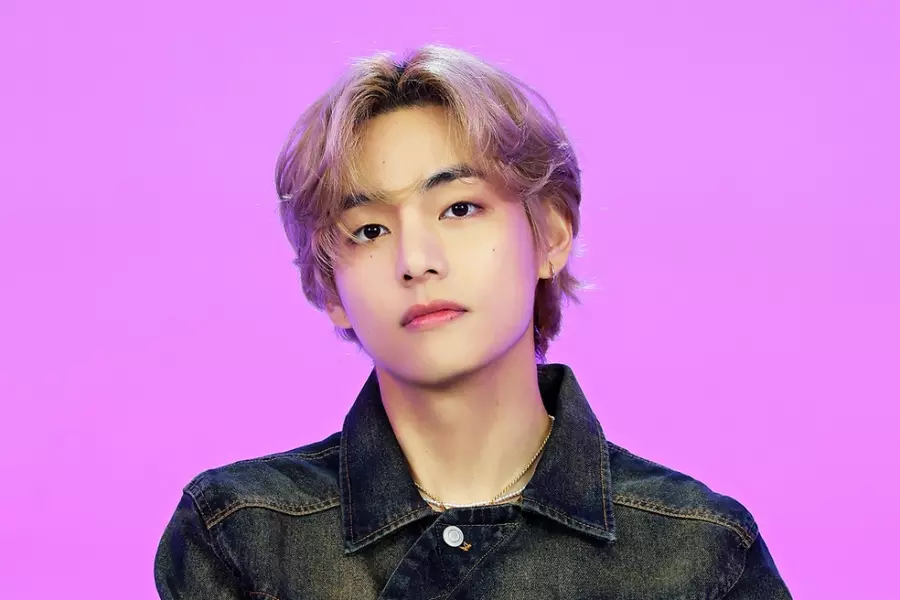 BTS's V Sets Record as First K-Pop Soloist with 7 Weeks on Billboard 200