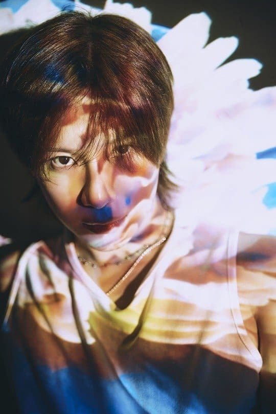 Taemin Dominates Global Charts with "Guilty," Showcasing Solo Mastery