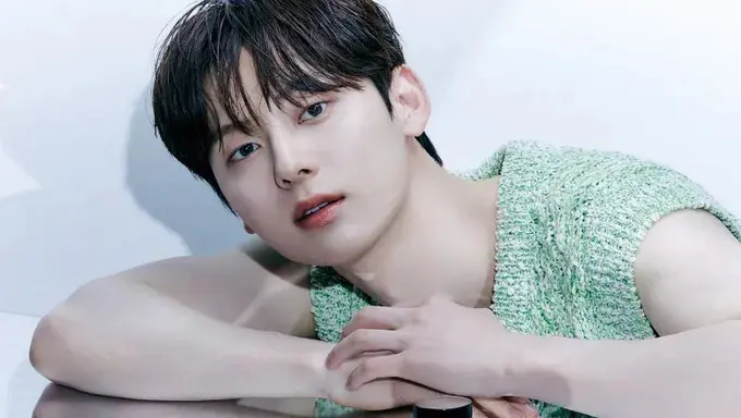 Hwang Min Hyun's Serene 'Lullaby' Single Set to Enchant Fans in March